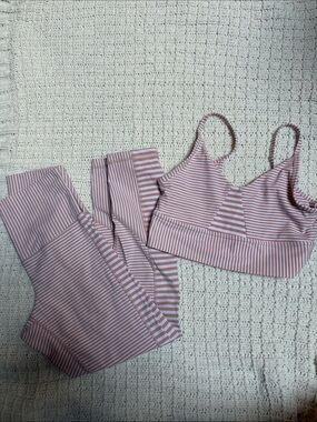 Bundle: Define Your Inspiration Striped Workout Set